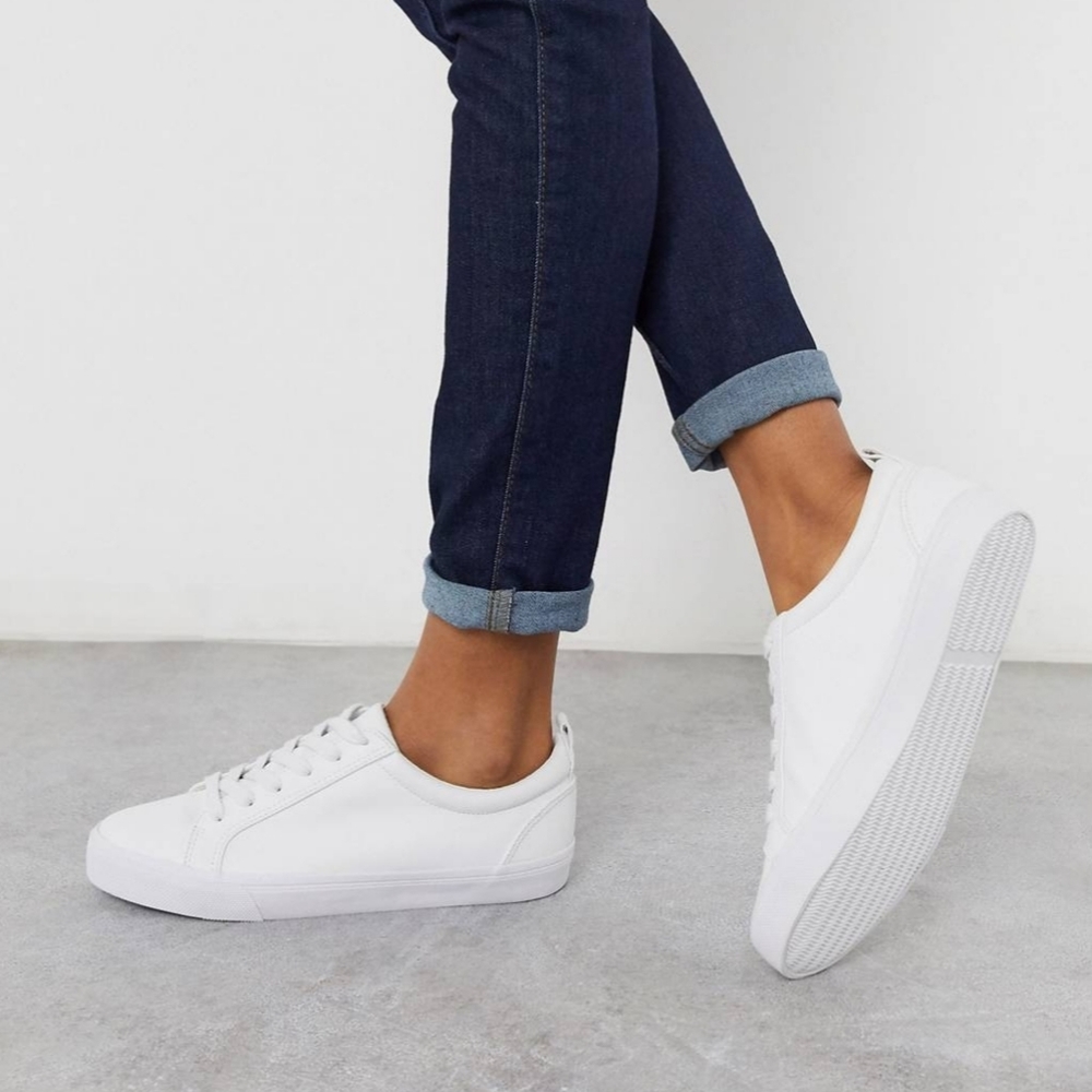 Brand new dunn lace up sneakers